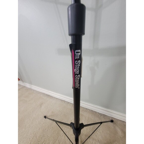 On-Stage Stands SM7122BB Compact Folding Music Stand with Bag - Picture 6 of 12